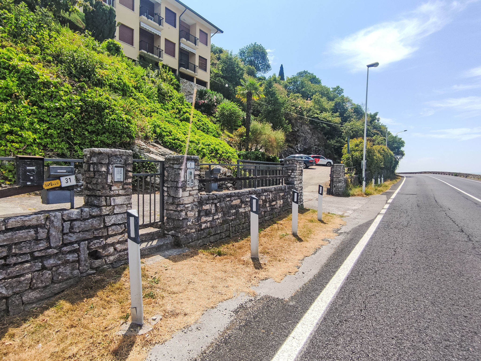 Tognella-Outside