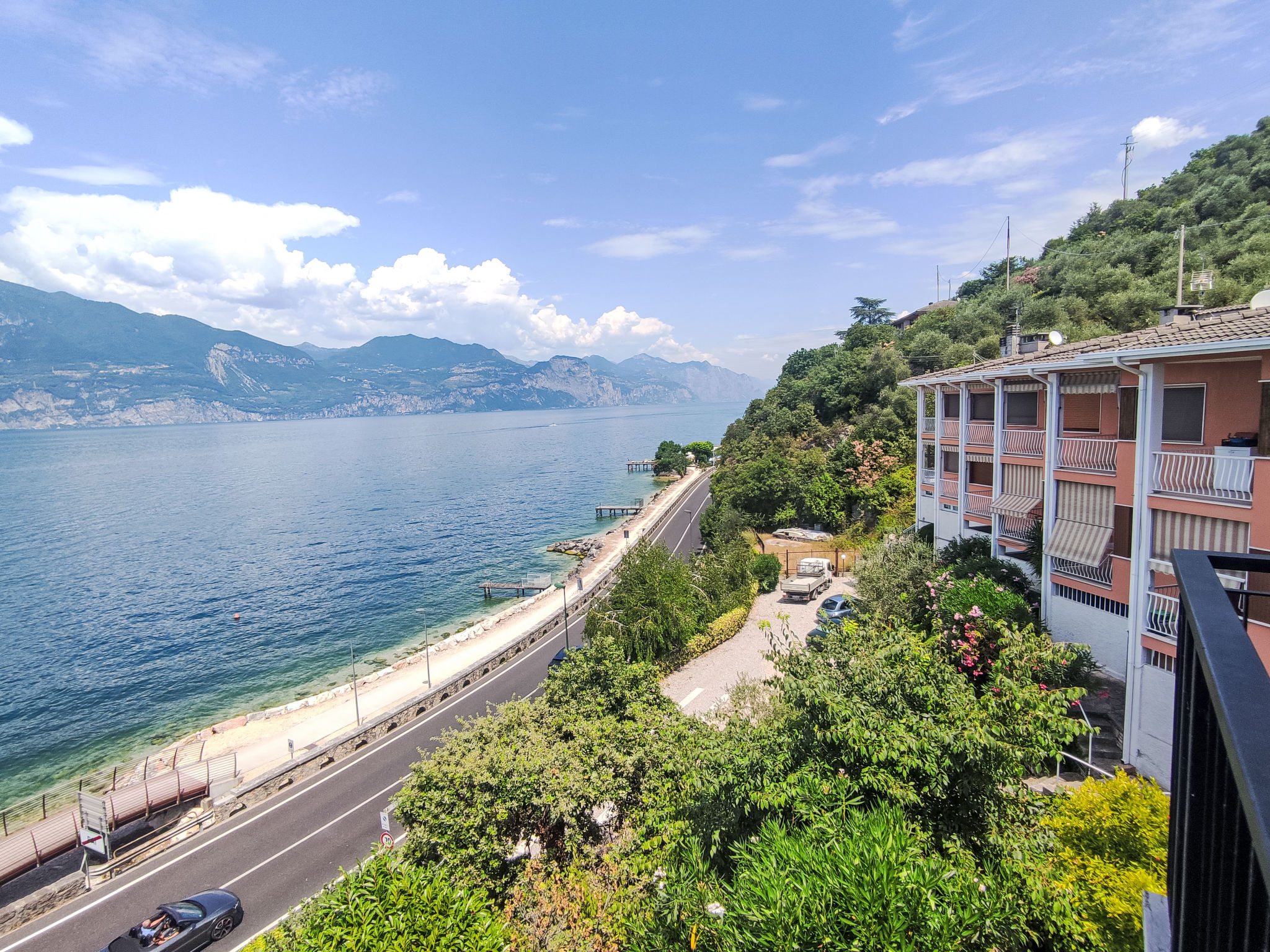 Tognella-Outside