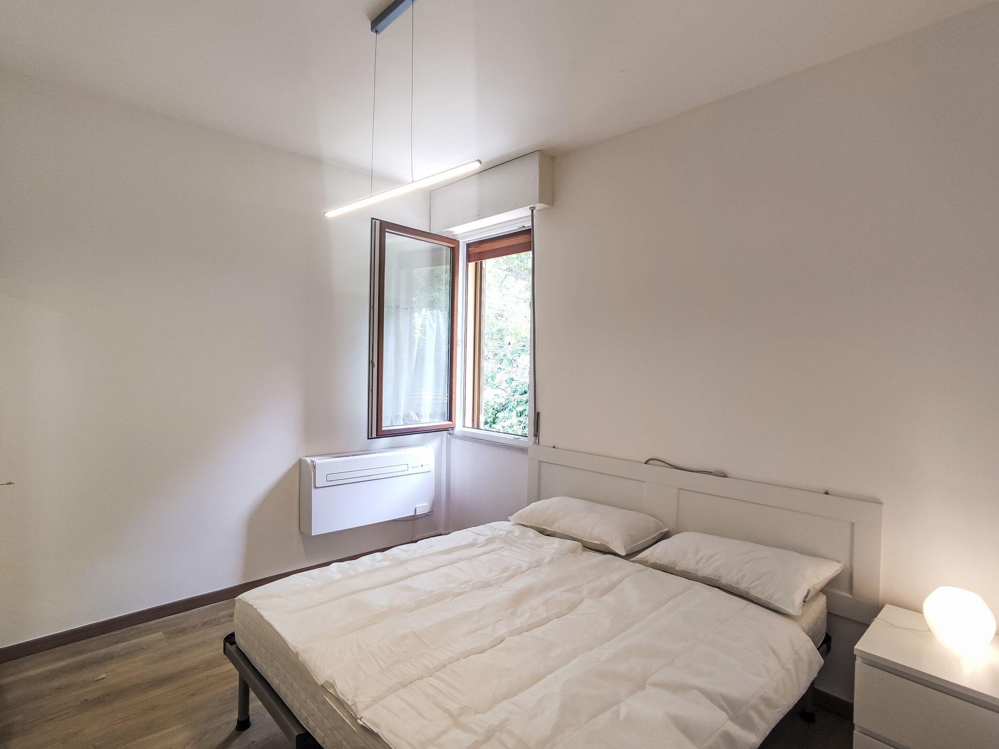 Tognella-Inside