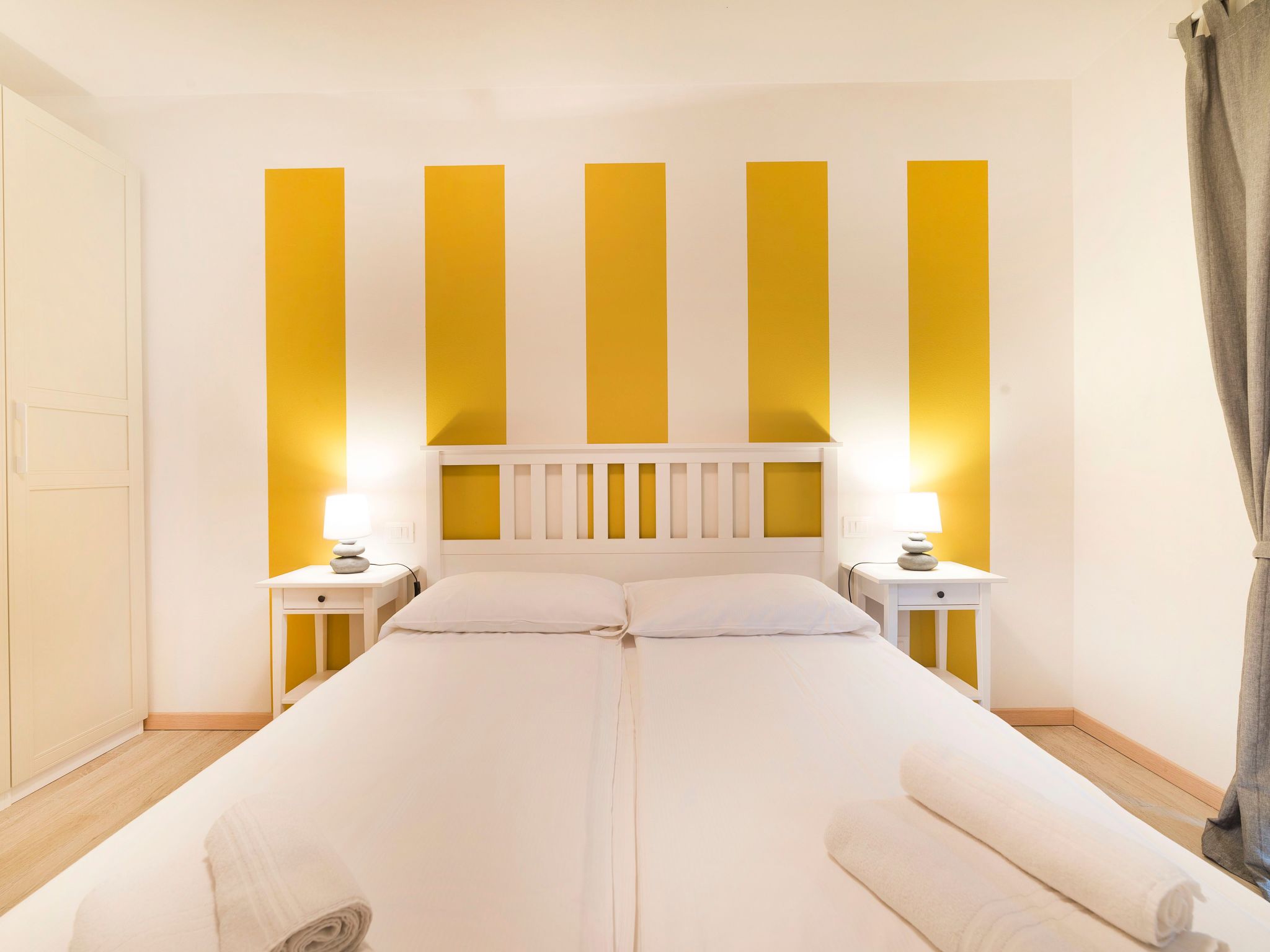 Flacher Sonnenaufgang-Binnen