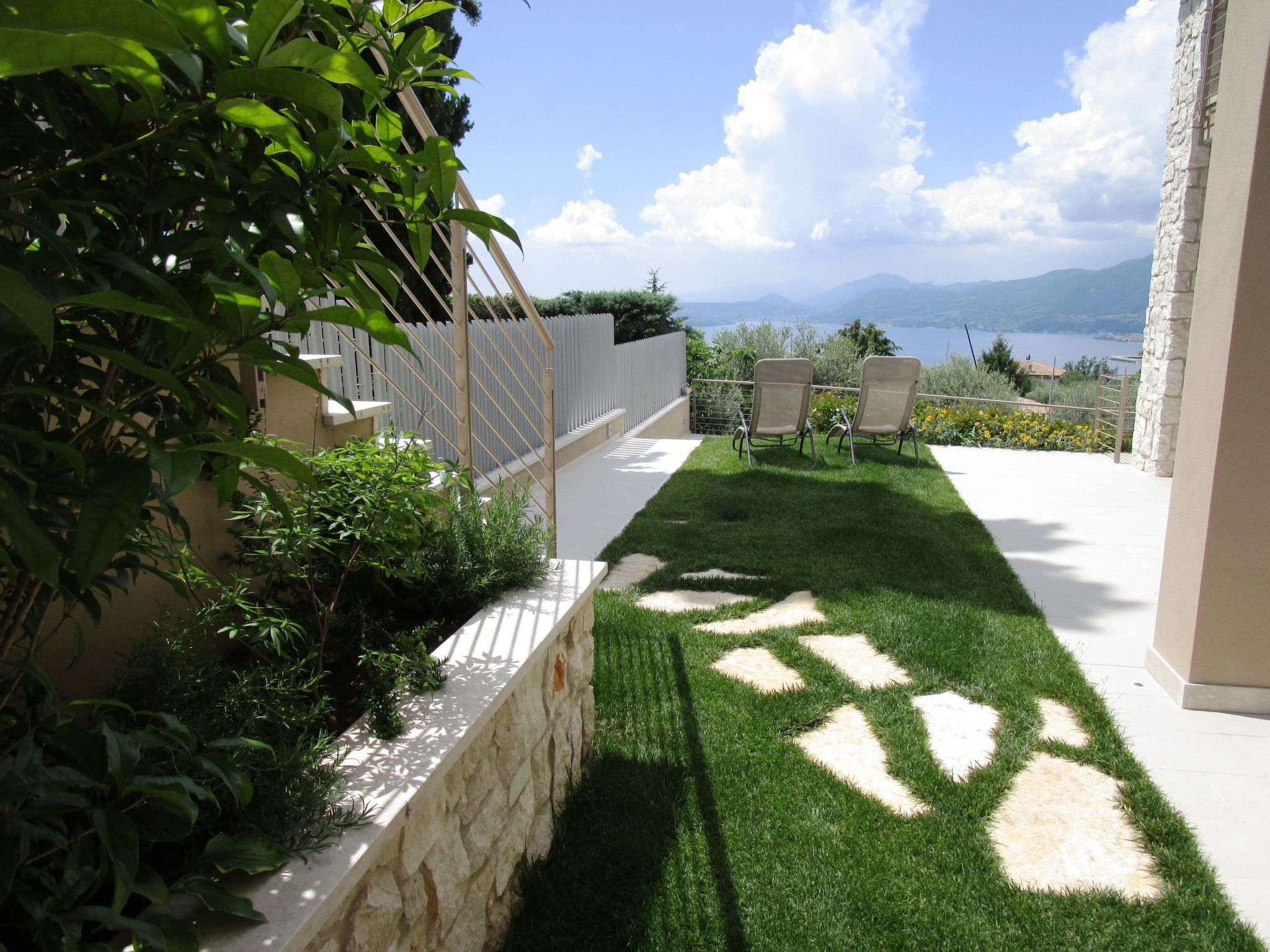 Flacher Sonnenaufgang-Binnen