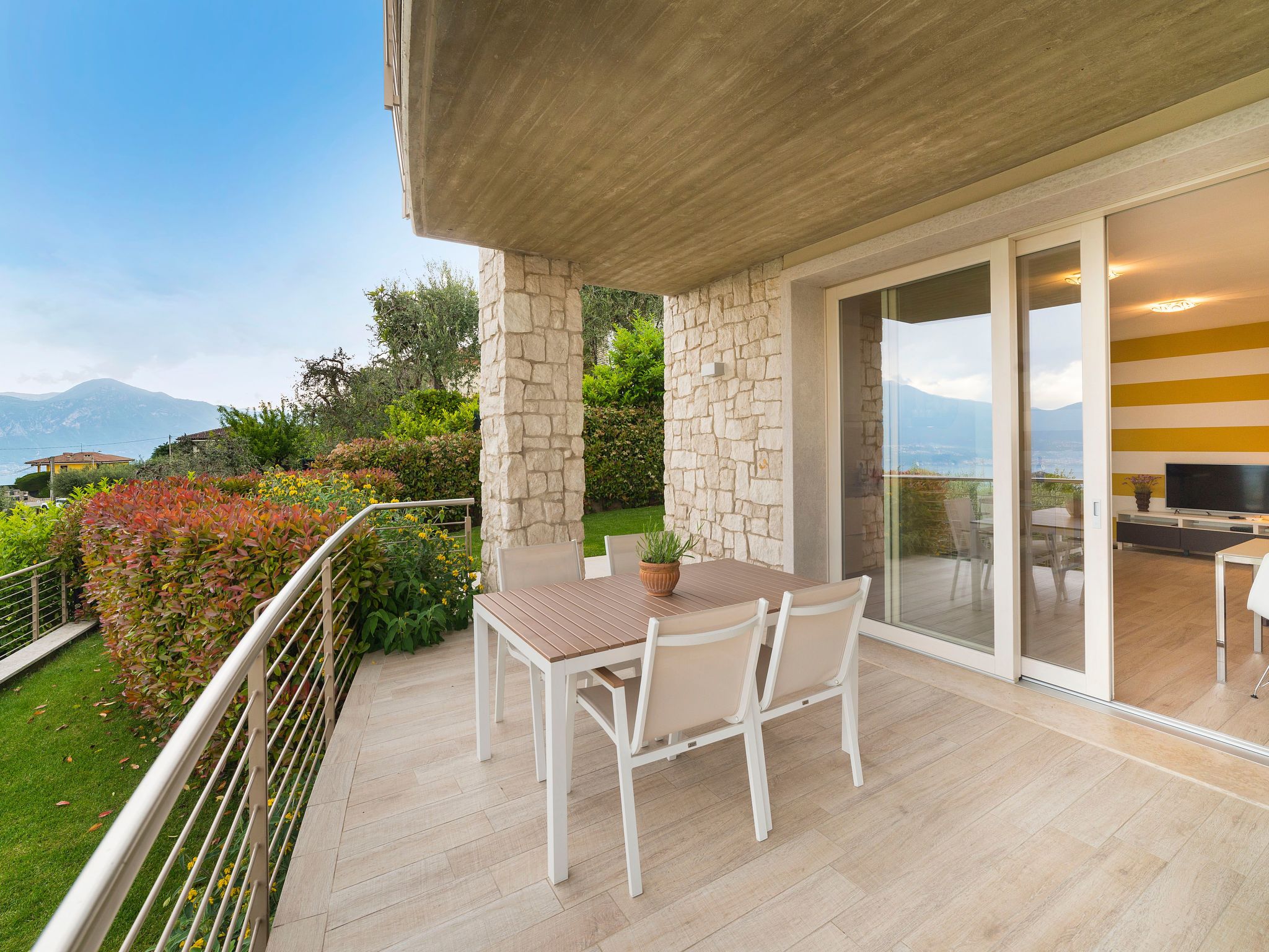 Flacher Sonnenuntergang-Dedans