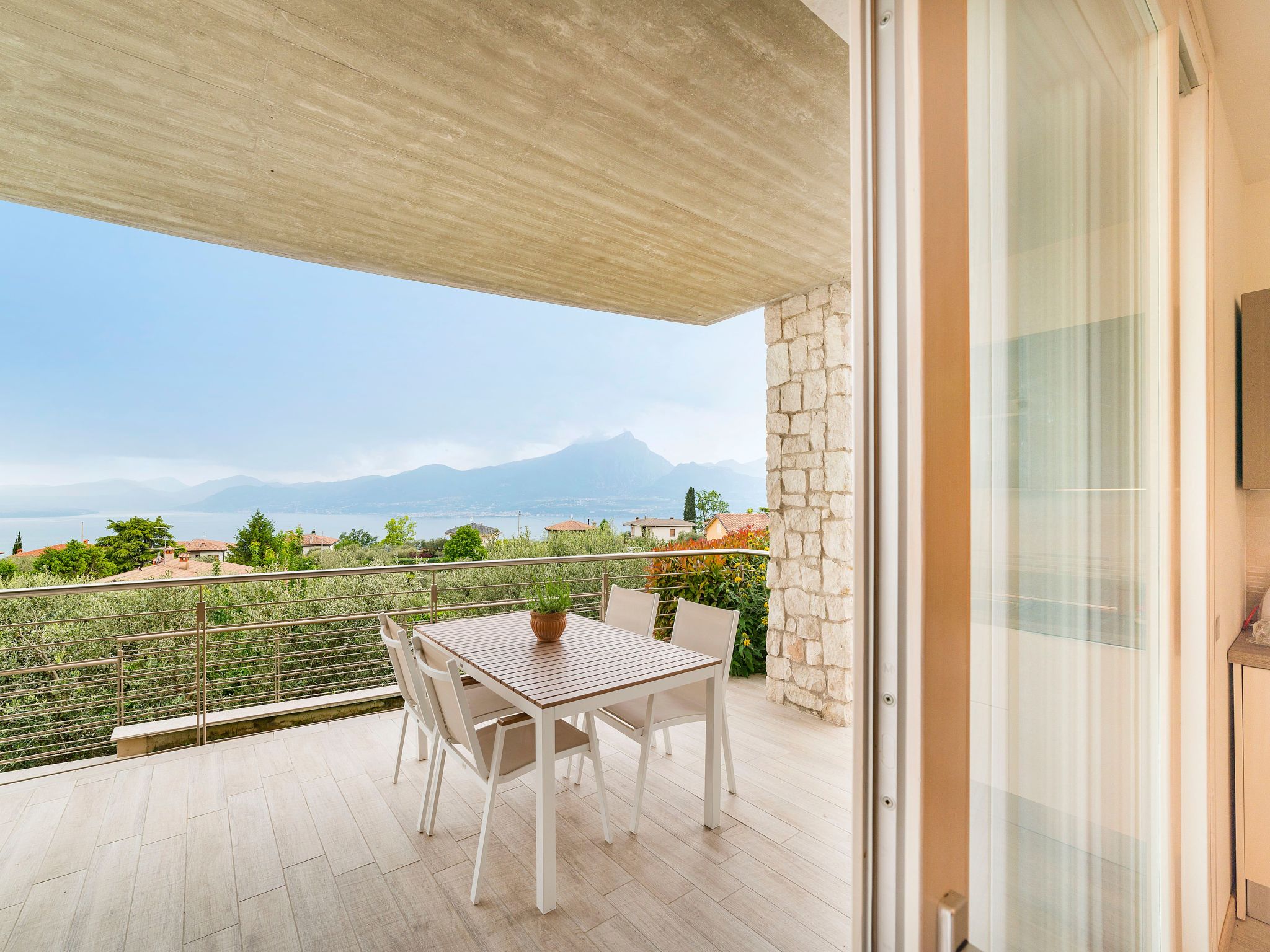 Flacher Sonnenuntergang-Dedans