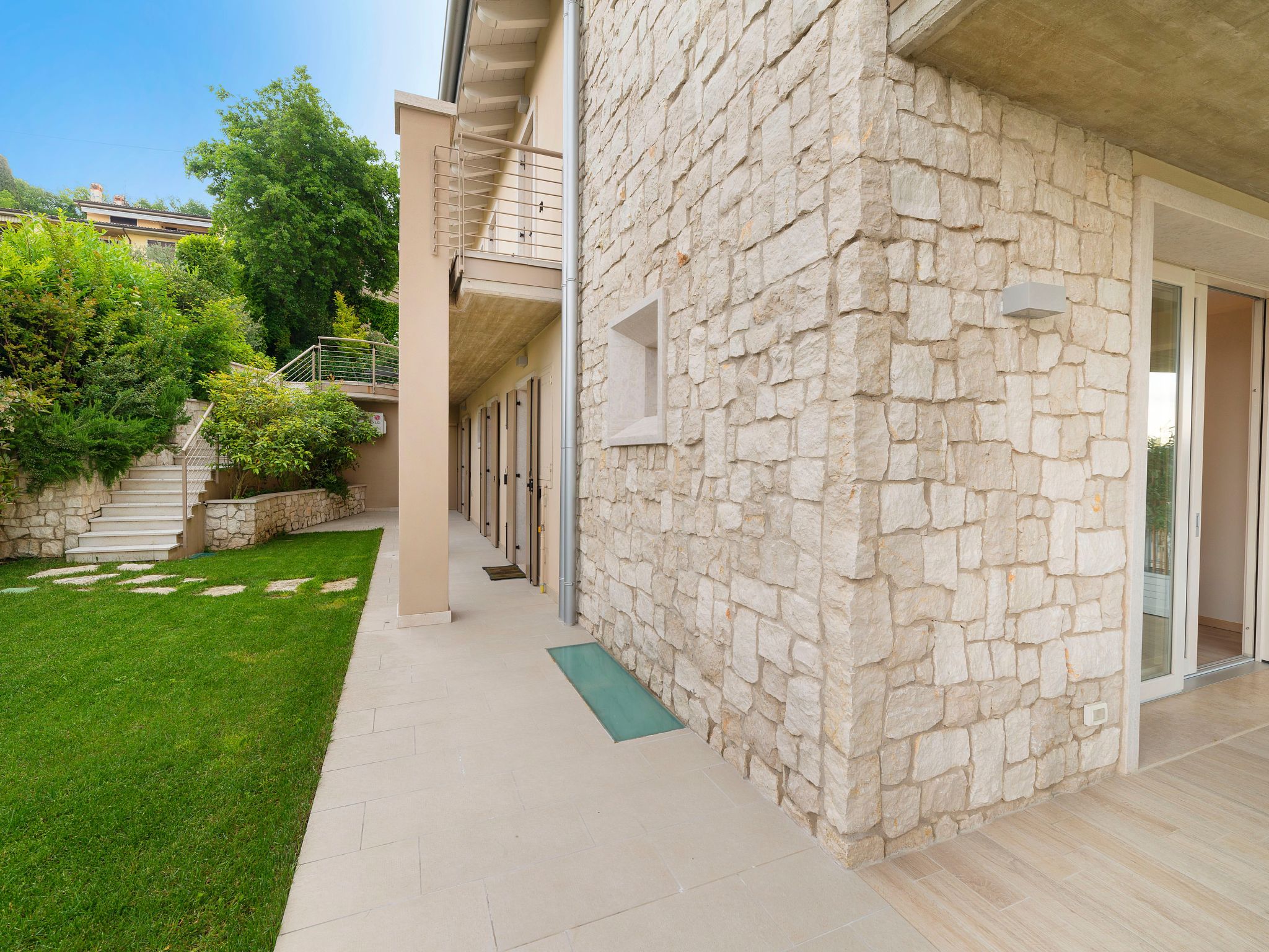 Flacher Sonnenuntergang-Dedans