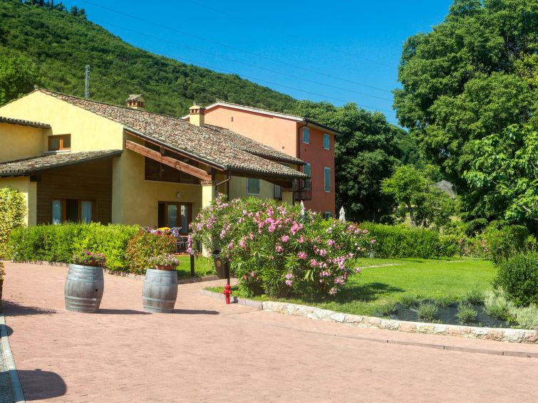 Search and Stay destination Garda, Veneto - Italy from AU$ 184. Corte Camaldoli