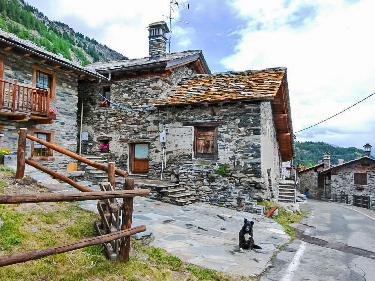 Search and Stay destination Valle d'Aosta, Valle d'Aosta - Italy from AU$ 180. Baita Baulin