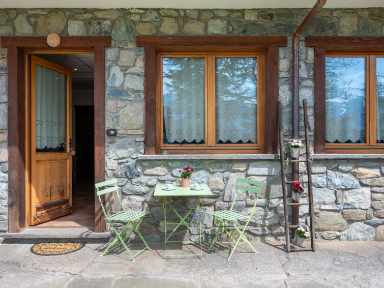 Search and Stay destination Valle d'Aosta, Valle d'Aosta - Italy from AU$ 107. Renard