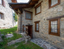 Remondet 20: Gezellig appartement in de Aosta Vallei met uitzicht op bergen en meer - thumbnail 1