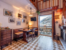 Gag Derby Apartment