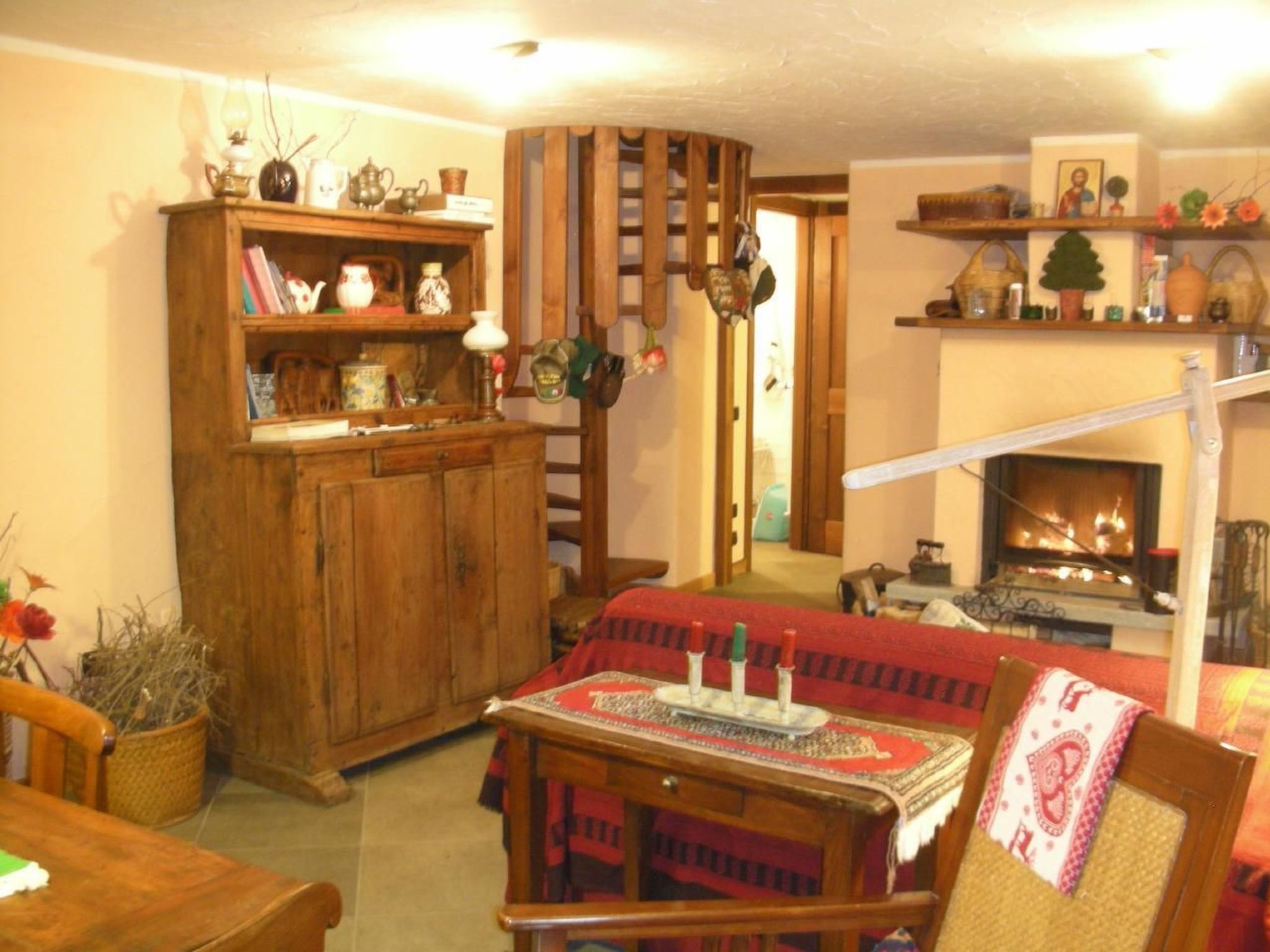 Mit Bergblick-Binnen