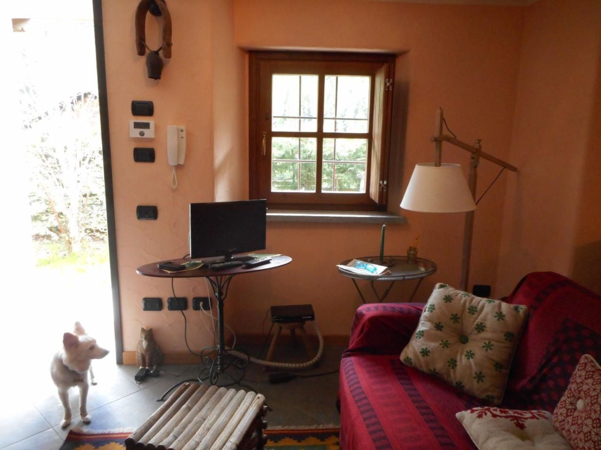 Mit Bergblick-Binnen