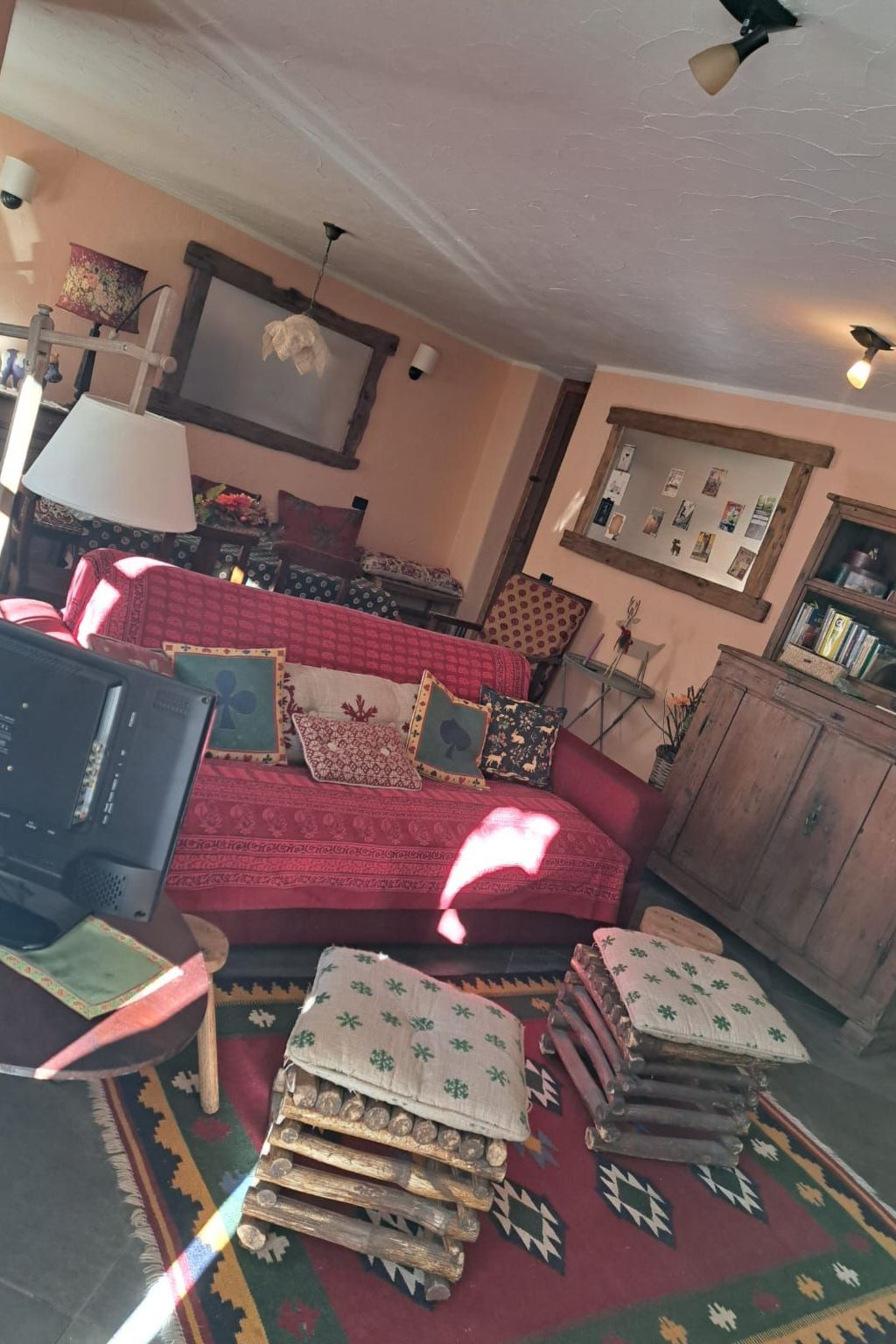 Mit Bergblick-Binnen