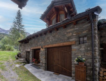Holiday home Chez Les Roset