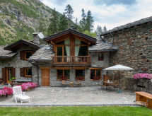 Holiday home Chez Les Roset