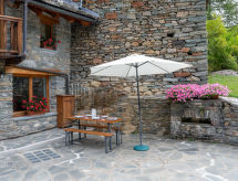 Holiday home Chez Les Roset