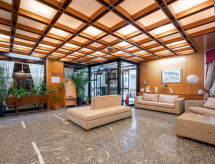 Apartment Universo