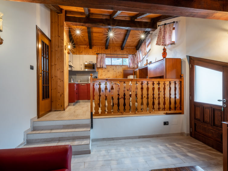 Search and Stay destination Fénis, Valle d'Aosta - Italy from AU$ 124. Aux Oiseaux