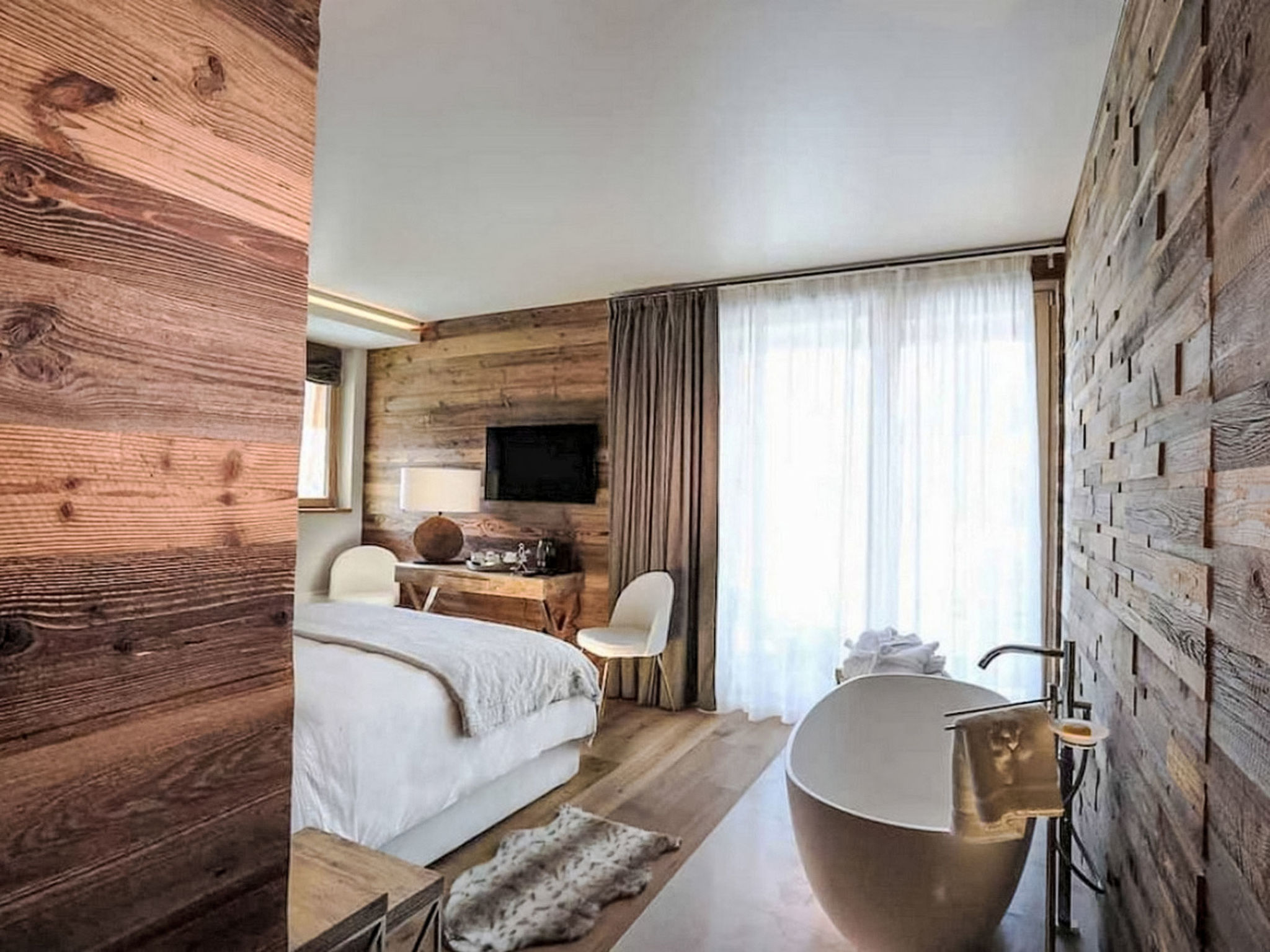 5BR Lovely Mountain Home with View - Binnen