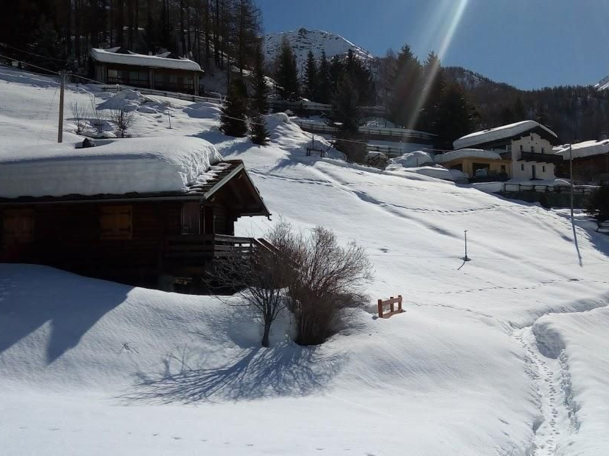 Photo of 'Lo Chalet' der Balkon über dem Matterhorntal