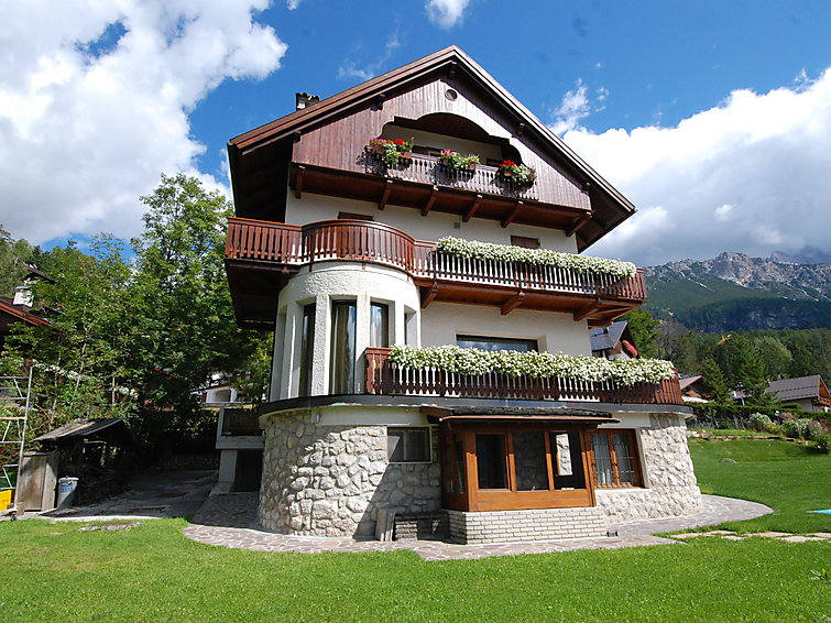 Cortina accommodation chalets for rent in Cortina apartments to rent in Cortina holiday homes to rent in Cortina