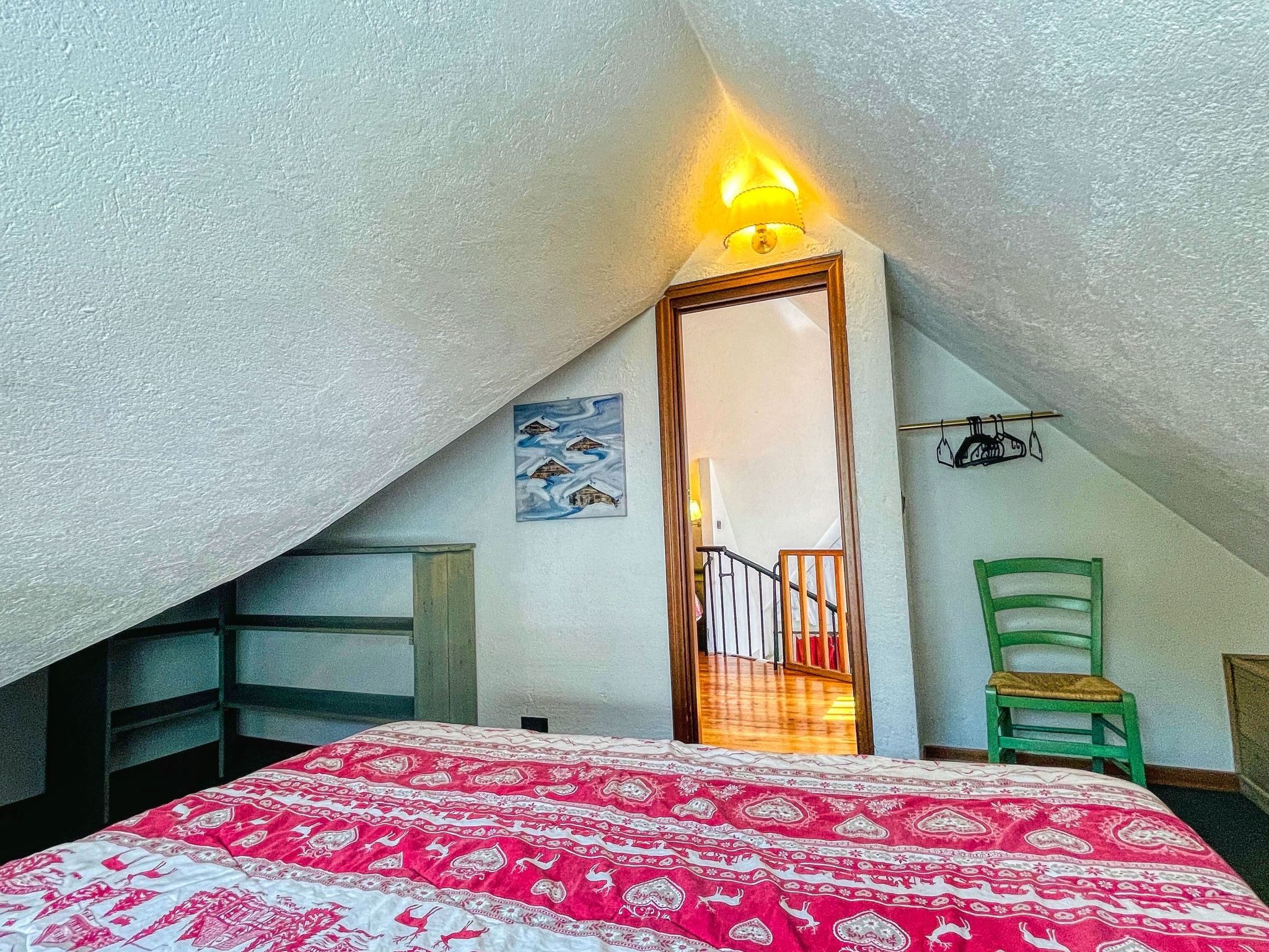 Drei-Zimmer-Dachgeschosswohnung 6 p.l. Villa Frejus-Image-tags.info