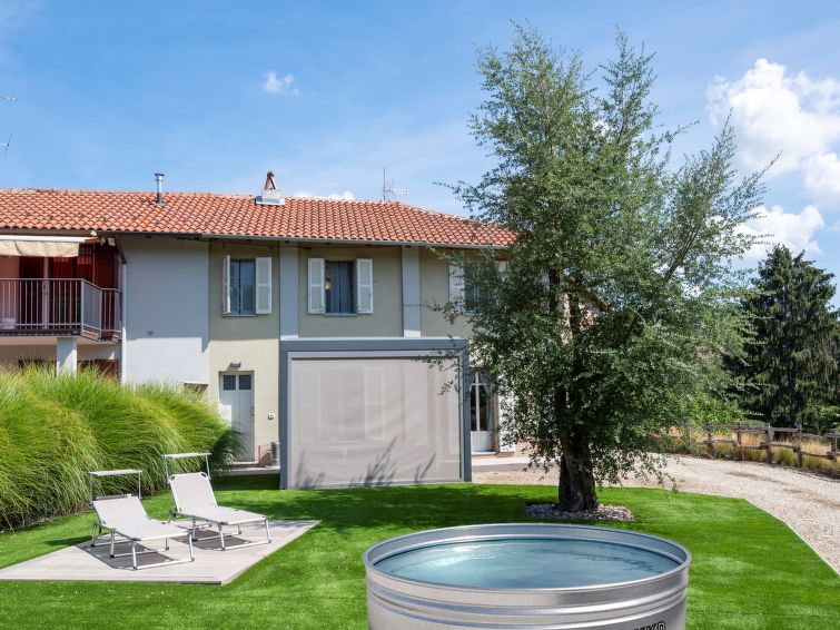 4-persoons vakantiehuis Cascina Basan met privézwembad in Asti in Asti