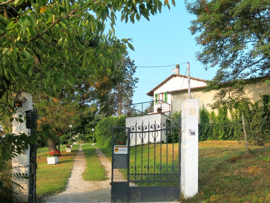 Nella Vecchia Fattoria (AST120)