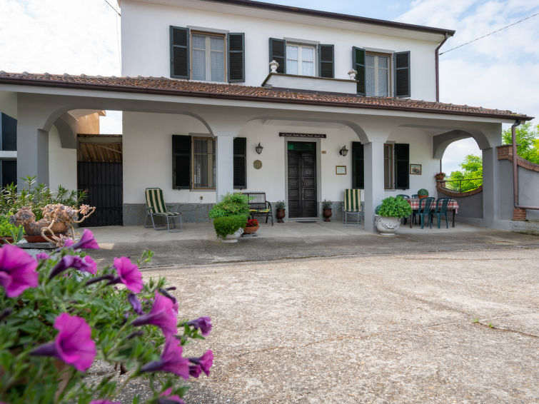 Vrijstaand vakantiehuis Casa della Peschiera in Asti in Asti