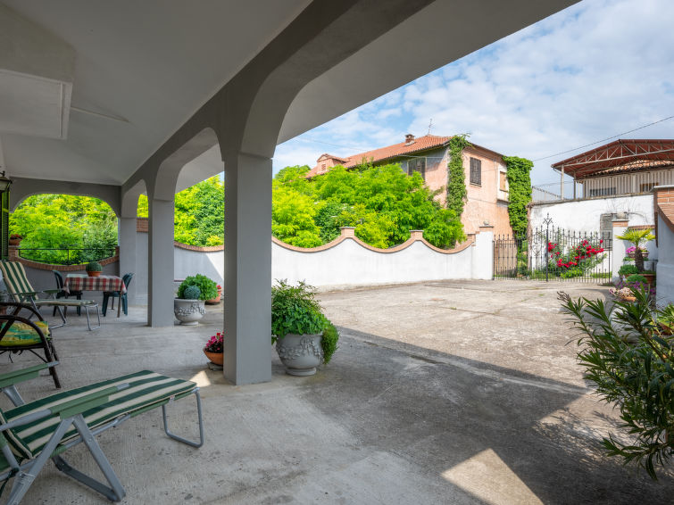 Casa de Vacaciones Casa della Peschiera (AST285)