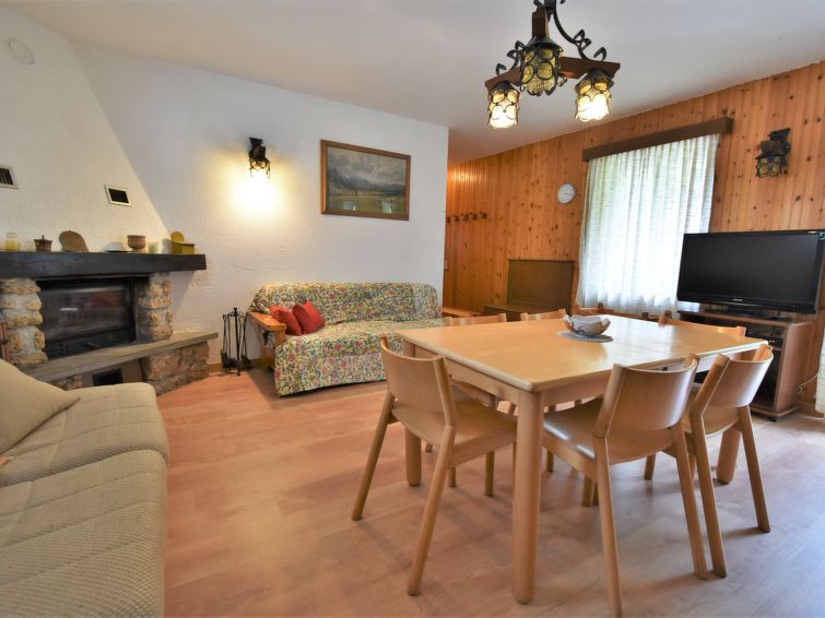 Madesimo accommodation chalets for rent in Madesimo apartments to rent in Madesimo holiday homes to rent in Madesimo