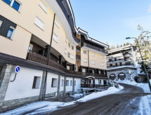 Appartamento MadeSki Apartment