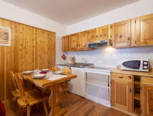 4-persoons appartement aan de piste in Madesimo - thumbnail 4