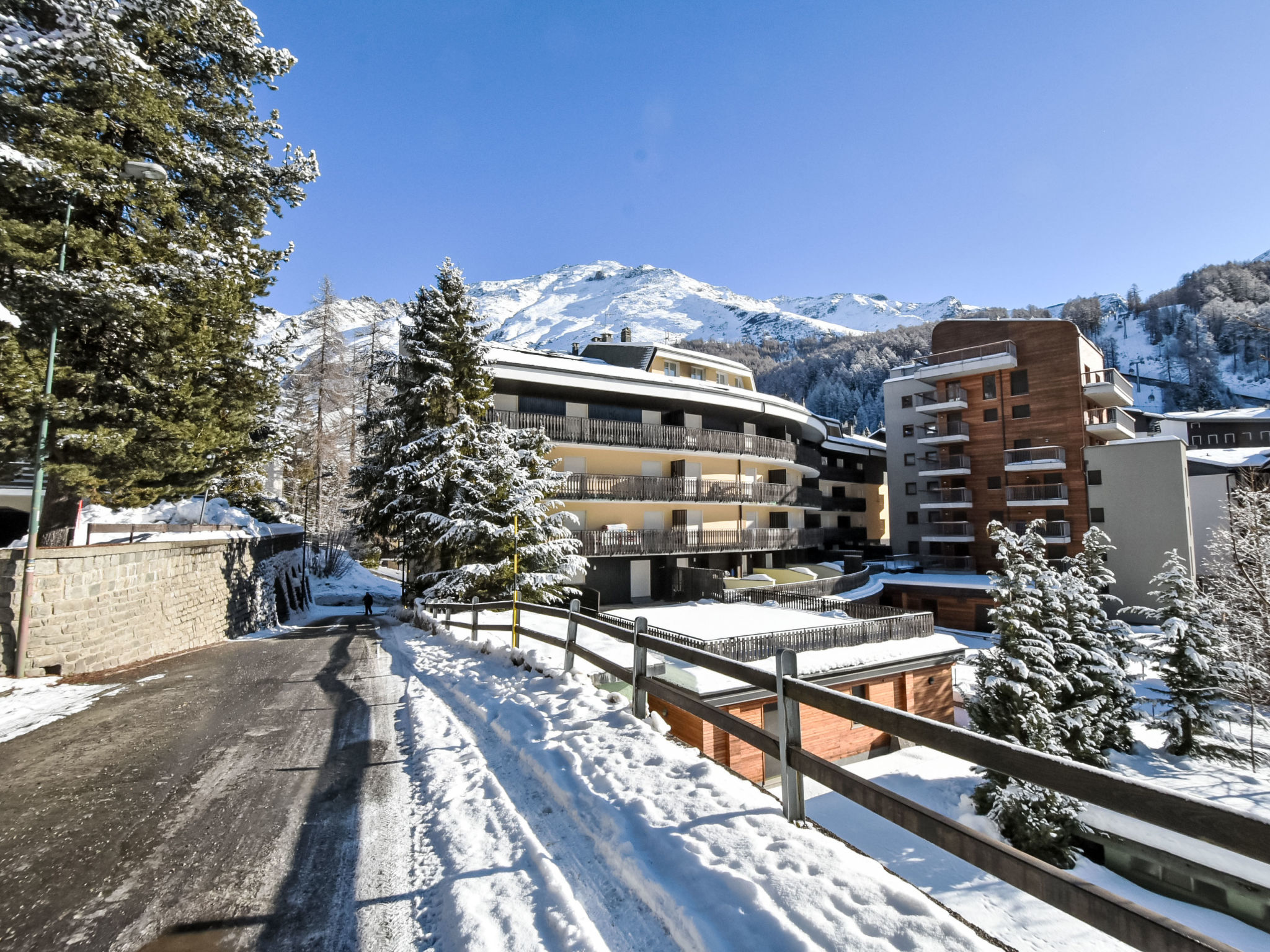 MadeSki Apartments-Draußen