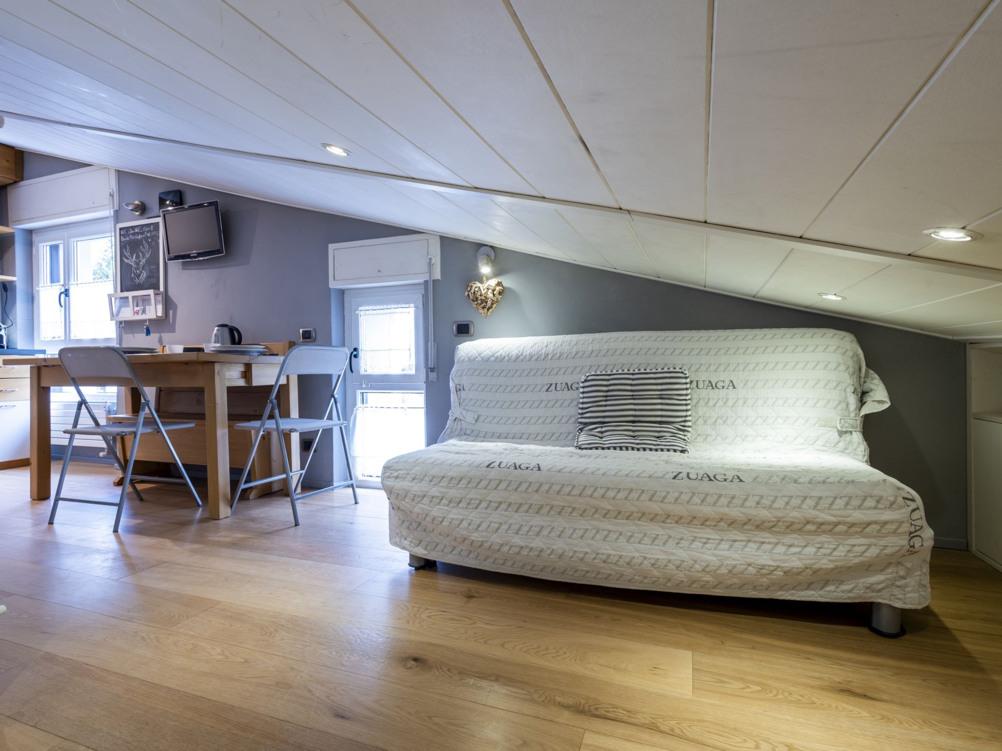 Mater Studio Flat-Binnen