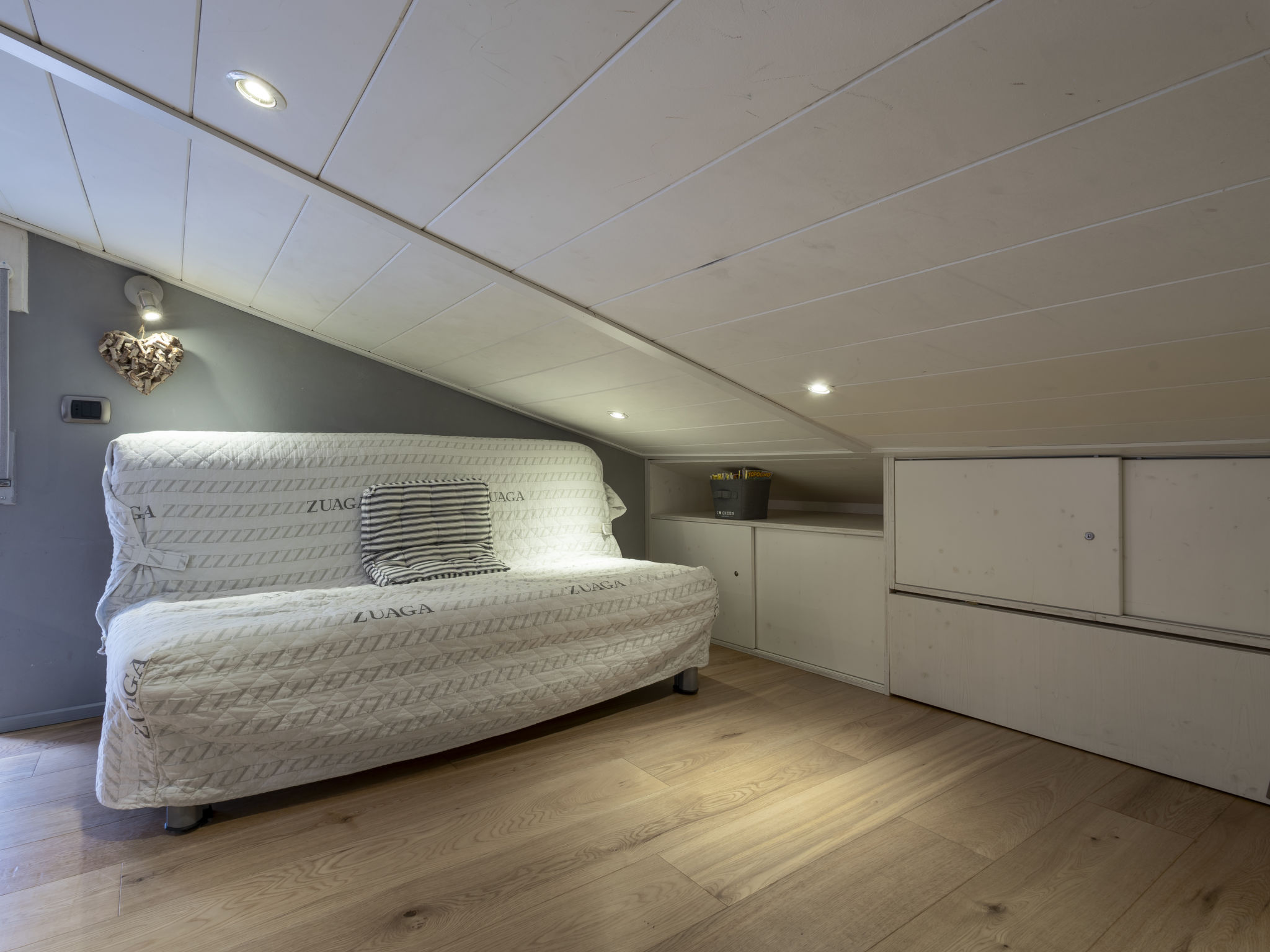 Mater Studio Flat-Binnen
