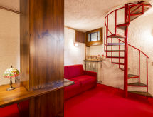 Pino Bianco: knus appartement in Madesimo, 400m van de piste - thumbnail 4