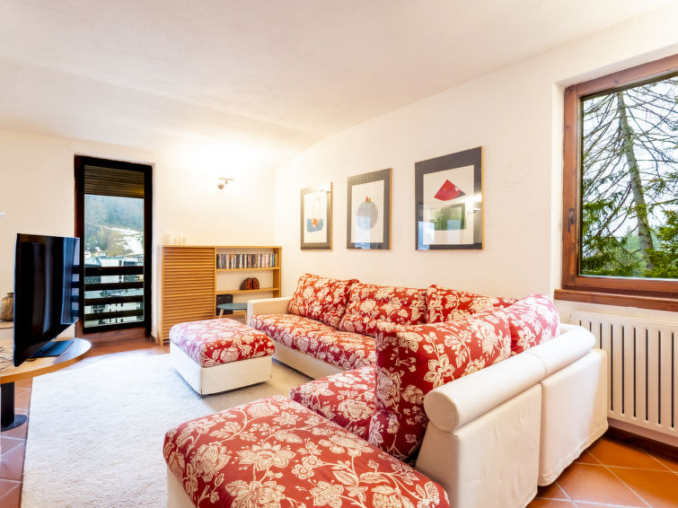 Bergzicht en comfort in appartement La Marmotta, Madesimo