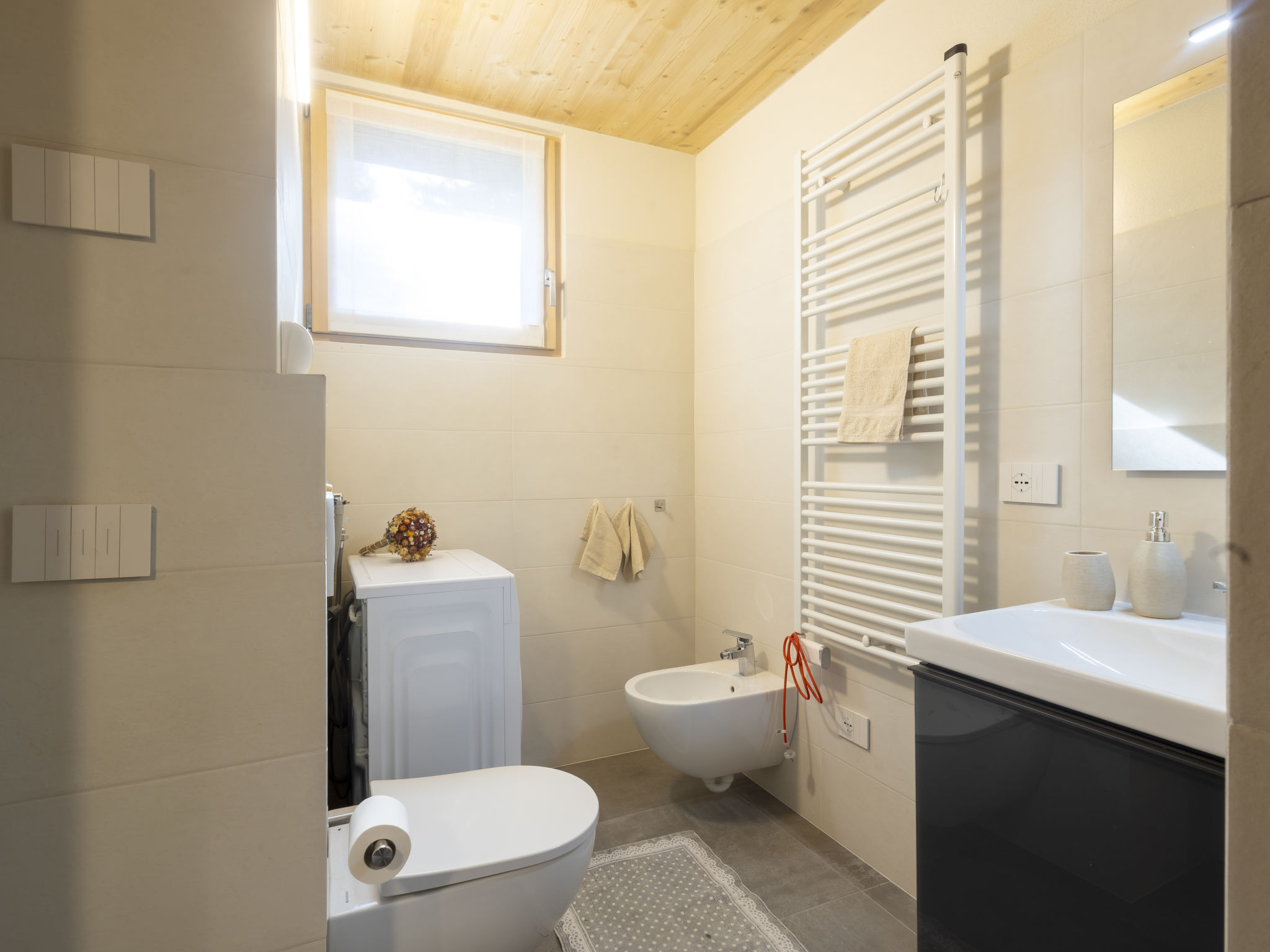 Photo of Crestun Design Duplex