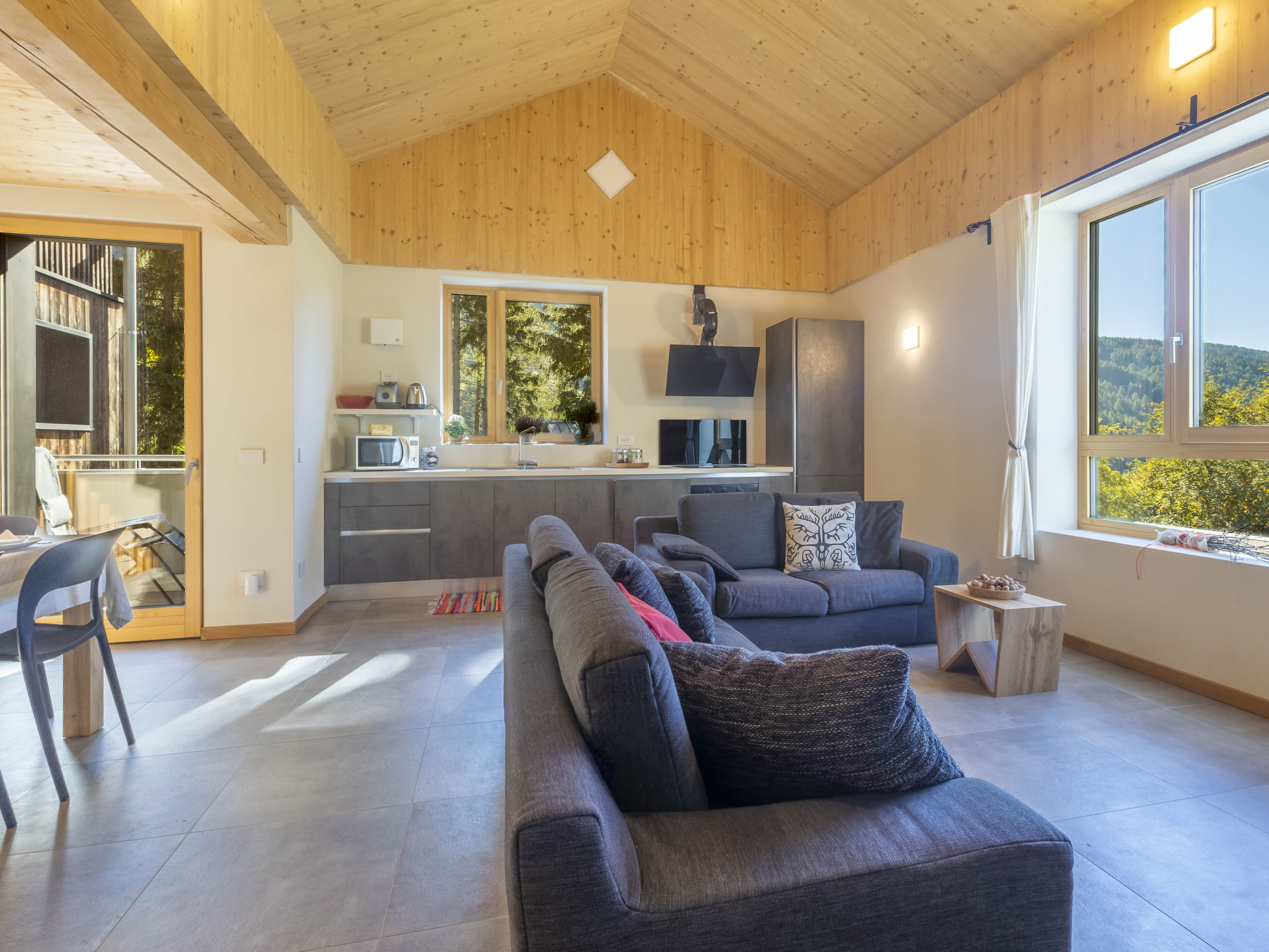 Photo of Crestun Design Duplex