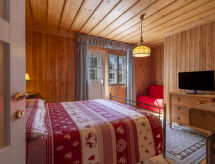 Aan de piste: Luxe Chalet Franca in Madesimo voor 9 personen - thumbnail 3