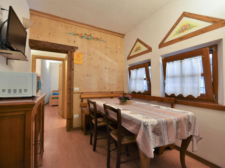 Search and Stay destination San Cassiano, Lombardia - Italy from AU$ 112. La Cá Vegia