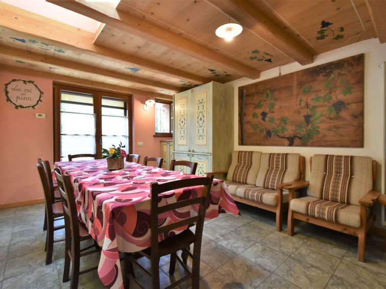 Search and Stay destination San Cassiano, Lombardia - Italy from AU$ 139. La Cá Vegia