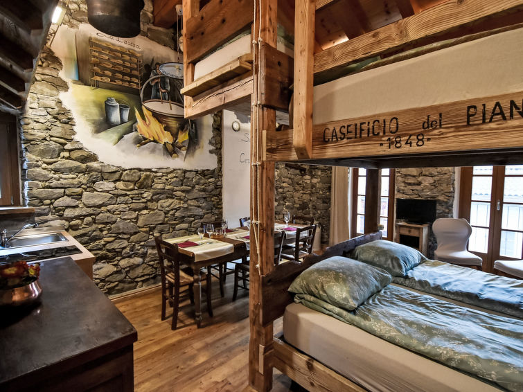 Rustiek appartement La Cà Vegia in Chiavenna voor 5 personen in Chiavenna