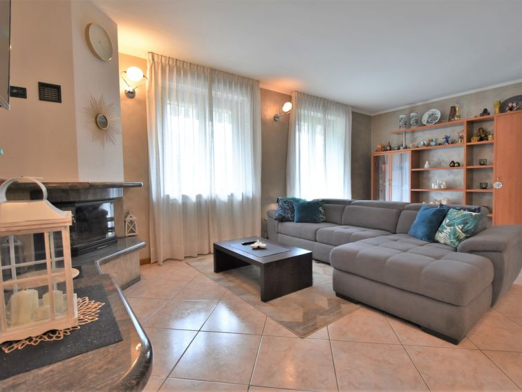 Search and Stay destination Delebio, Lombardia - Italy from AU$ 239. Delebio Terrace Apartment