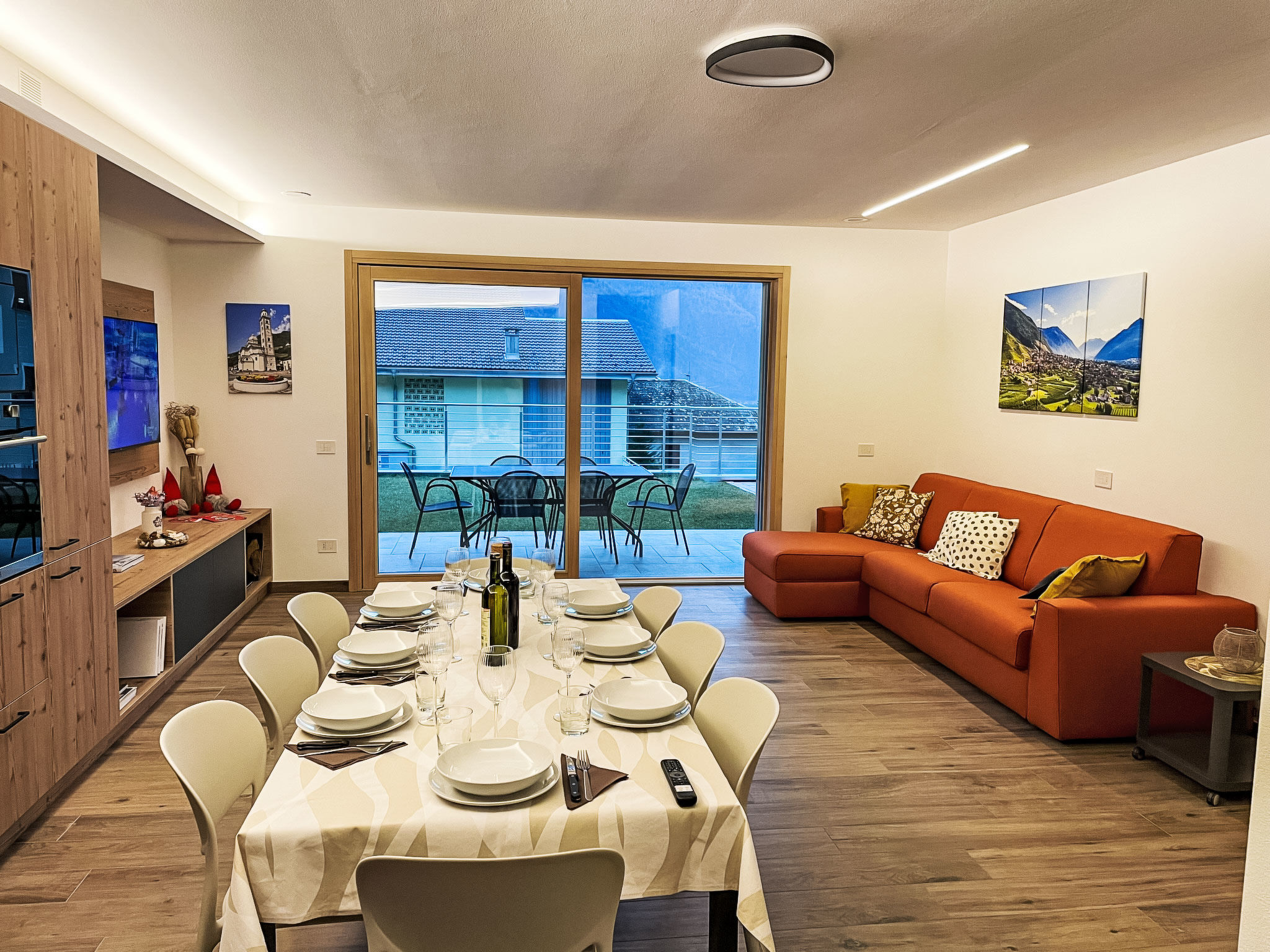 Kitchen / Dining Room