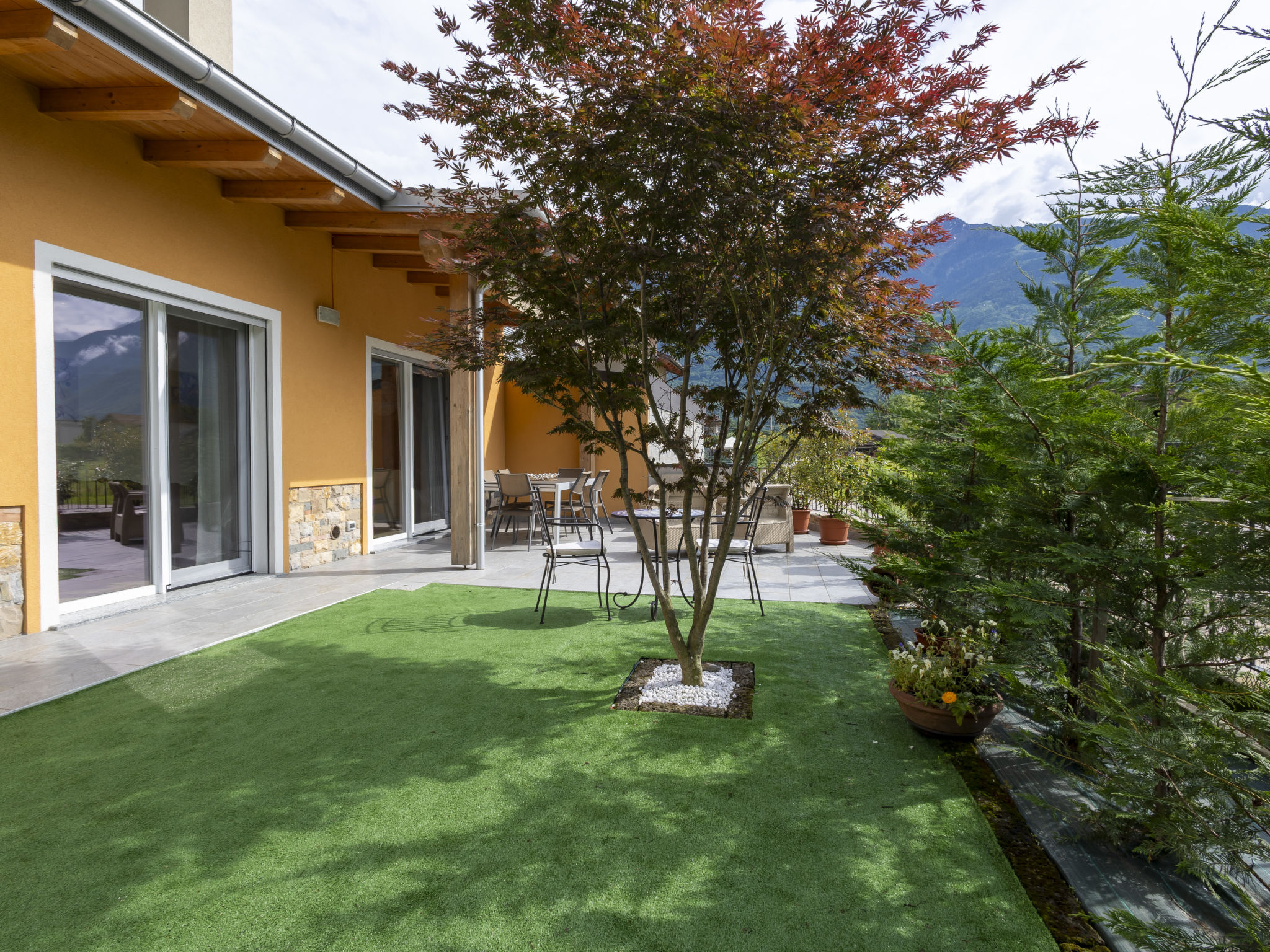 Villa D-Outside