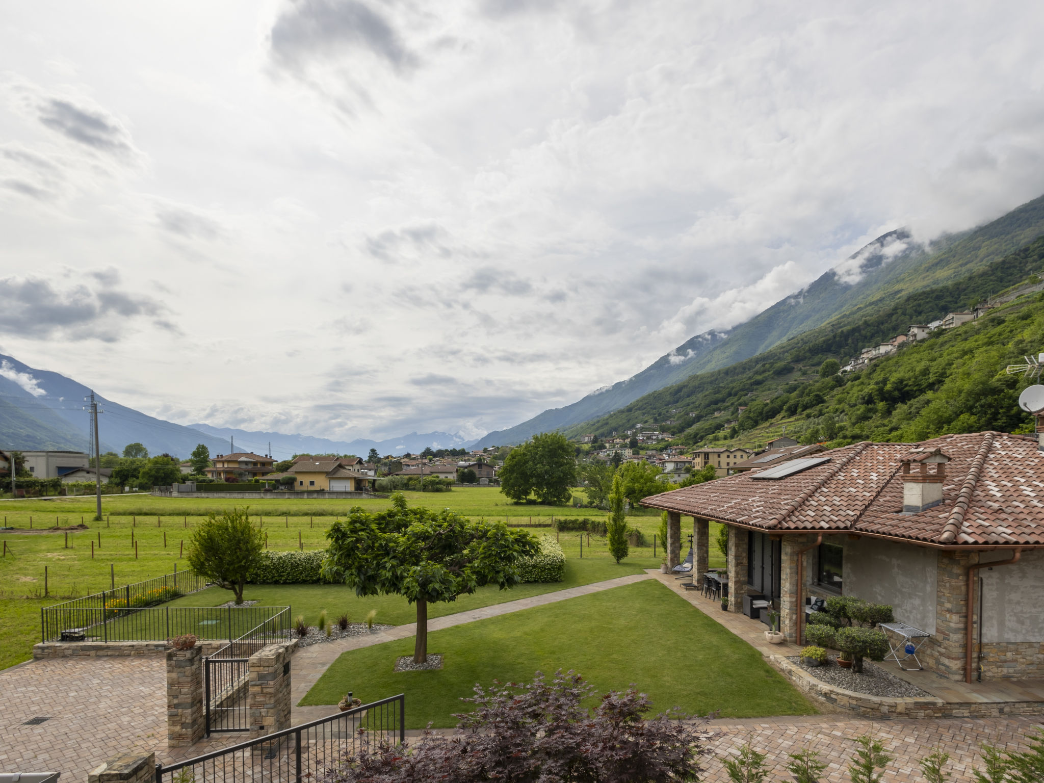 Villa D-Outside