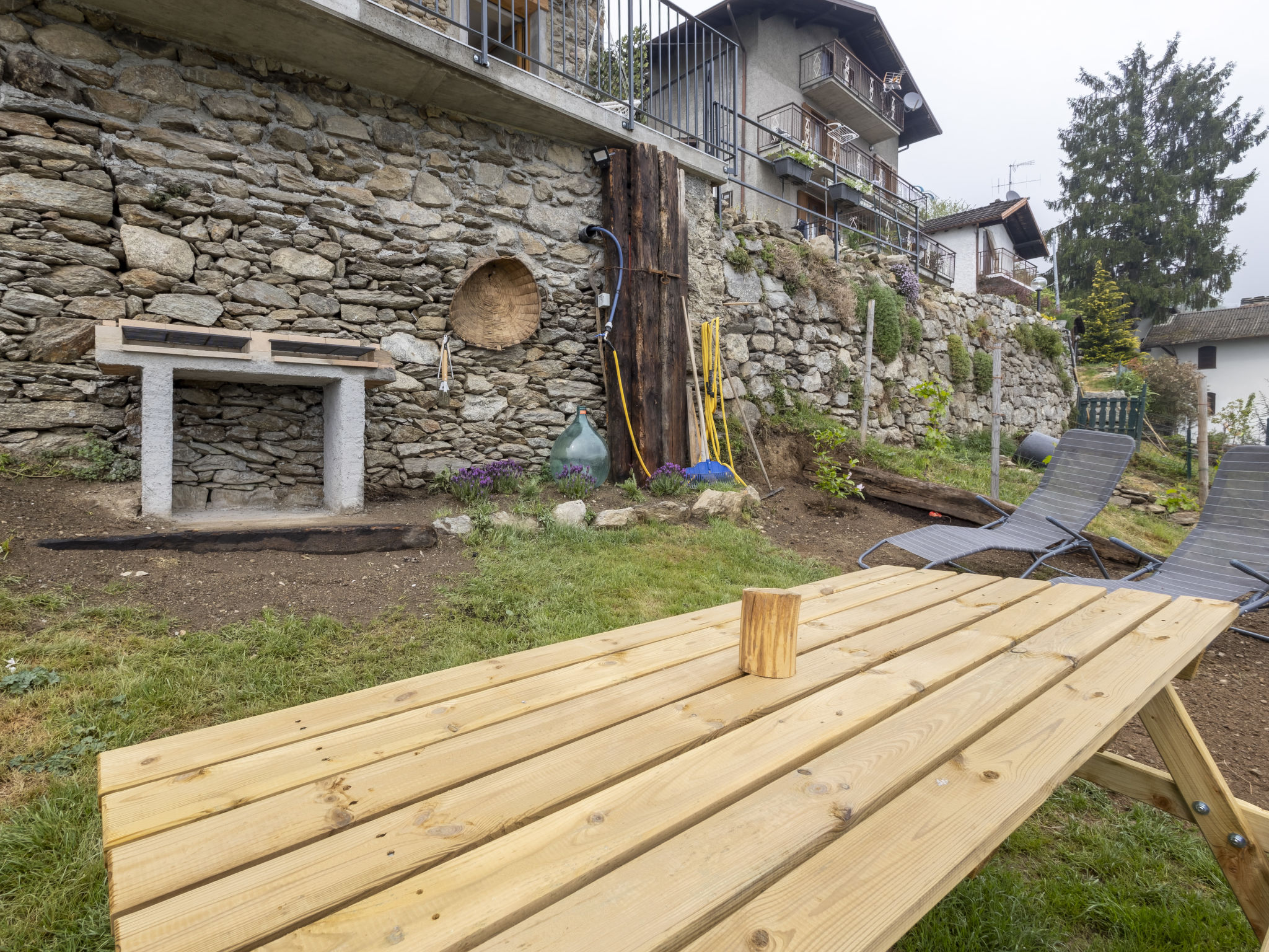 Al Vignale - La Grotta - Buiten