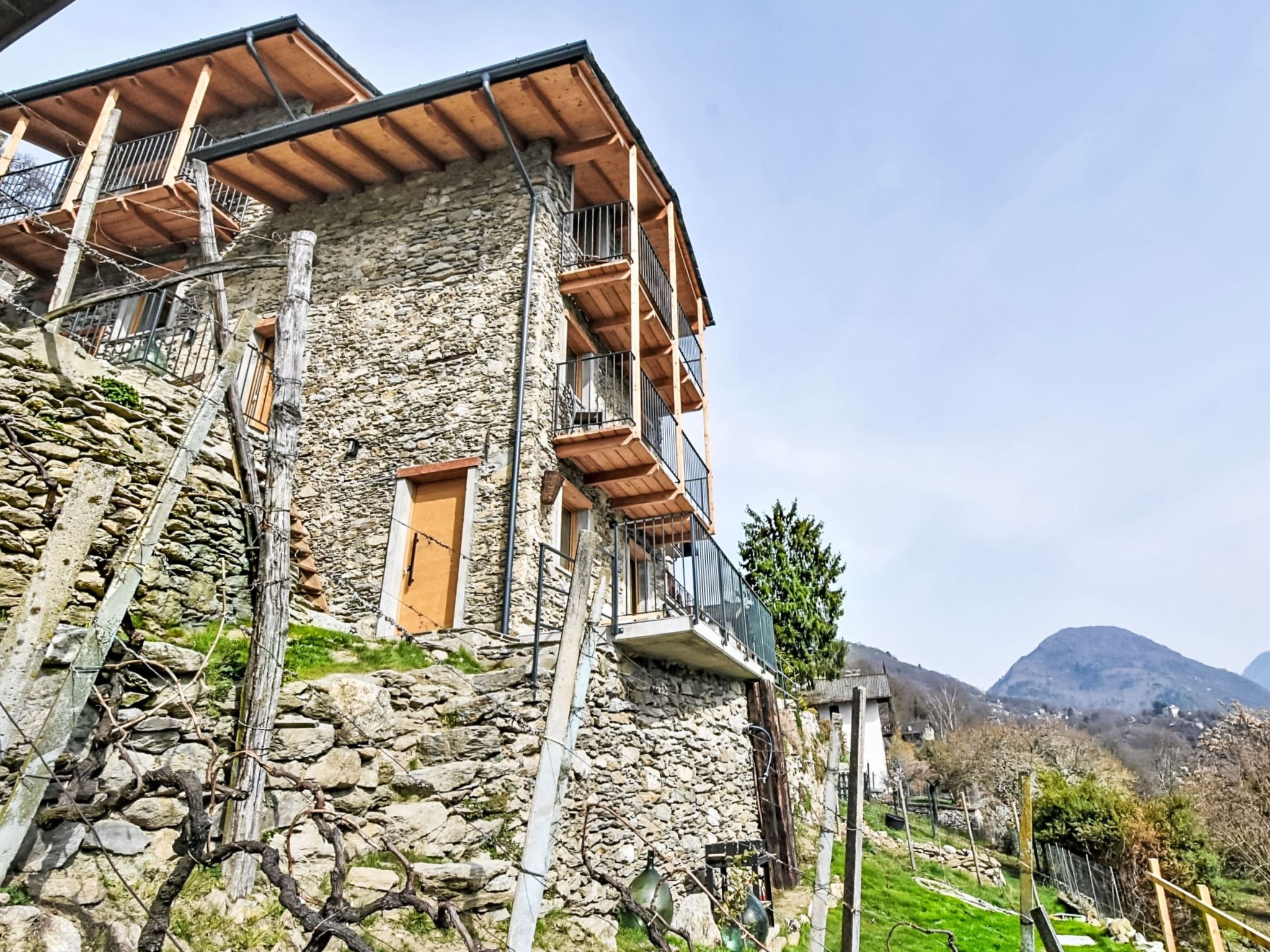 Al Vignale - La Grotta - Buiten