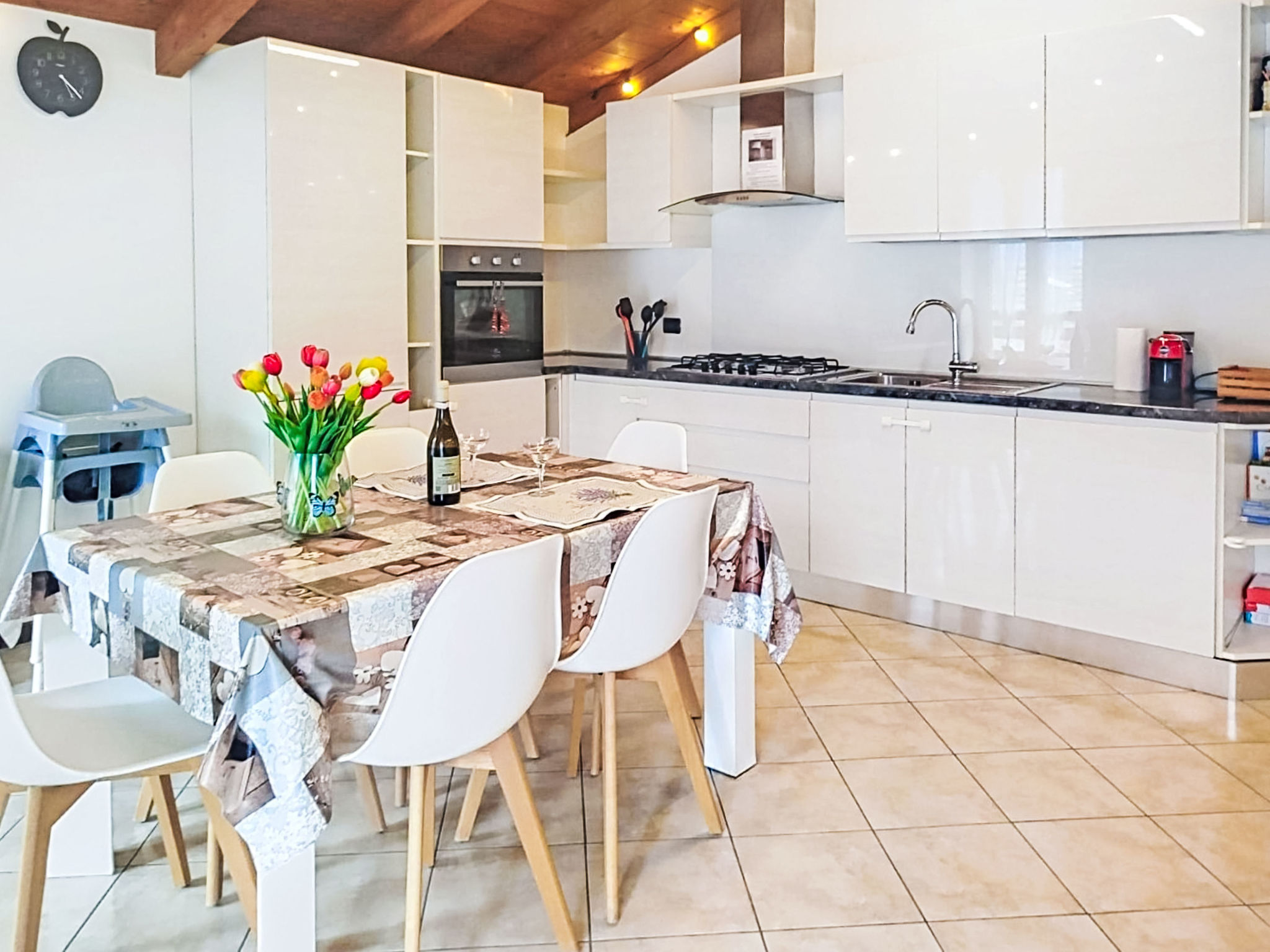 Fontanella Mountain Home - Binnen